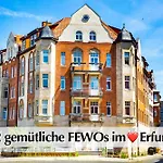 Daire 12 Fewos Im Jugendstilhaus Mit Aufzug, Grosser Terrasse, Kingsize-betten, 250mbts Wlan, 55 Zoll Smart-tv - Nur Ein Kurzer Spaziergang Durch Den Park Venedig Zur Kraemerbruecke - Gaststaette Im Haus *