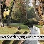 12 Fewos Im Jugendstilhaus Mit Aufzug, Grosser Terrasse, Kingsize-betten, 250mbts Wlan, 55 Zoll Smart-tv - Nur Ein Kurzer Spaziergang Durch Den Park Venedig Zur Kraemerbruecke - Gaststaette Im Haus *