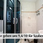 Διαμέρισμα 12 Fewos Im Jugendstilhaus Mit Aufzug, Grosser Terrasse, Kingsize-betten, 250mbts Wlan, 55 Zoll Smart-tv - Nur Ein Kurzer Spaziergang Durch Den Park Venedig Zur Kraemerbruecke - Gaststaette Im Haus Ερφούρτη