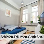 12 Fewos Im Jugendstilhaus Mit Aufzug, Grosser Terrasse, Kingsize-betten, 250mbts Wlan, 55 Zoll Smart-tv - Nur Ein Kurzer Spaziergang Durch Den Park Venedig Zur Kraemerbruecke - Gaststaette Im Haus Ερφούρτη