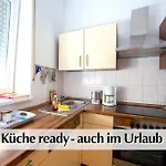 12 Fewos Im Jugendstilhaus Mit Aufzug, Grosser Terrasse, Kingsize-betten, 250mbts Wlan, 55 Zoll Smart-tv - Nur Ein Kurzer Spaziergang Durch Den Park Venedig Zur Kraemerbruecke - Gaststaette Im Haus Διαμέρισμα *
