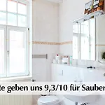 12 Fewos Im Jugendstilhaus Mit Aufzug, Grosser Terrasse, Kingsize-betten, 250mbts Wlan, 55 Zoll Smart-tv - Nur Ein Kurzer Spaziergang Durch Den Park Venedig Zur Kraemerbruecke - Gaststaette Im Haus Διαμέρισμα Ερφούρτη