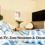 Διαμέρισμα 12 Fewos Im Jugendstilhaus Mit Aufzug, Grosser Terrasse, Kingsize-betten, 250mbts Wlan, 55 Zoll Smart-tv - Nur Ein Kurzer Spaziergang Durch Den Park Venedig Zur Kraemerbruecke - Gaststaette Im Haus *