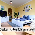 12 Fewos Im Jugendstilhaus Mit Aufzug, Grosser Terrasse, Kingsize-betten, 250mbts Wlan, 55 Zoll Smart-tv - Nur Ein Kurzer Spaziergang Durch Den Park Venedig Zur Kraemerbruecke - Gaststaette Im Haus