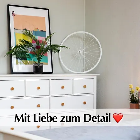 12 Fewos Im Jugendstilhaus Mit Aufzug, Terrasse, Kingsize-bett, Smart-tv, Etc *