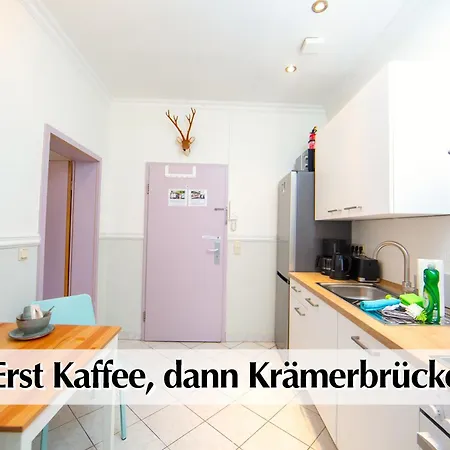 12 Fewos Im Jugendstilhaus Mit Aufzug, Grosser Terrasse, Kingsize-betten, 250mbts Wlan, 55 Zoll Smart-tv - Nur Ein Kurzer Spaziergang Durch Den Park Venedig Zur Kraemerbruecke - Gaststaette Im Haus *