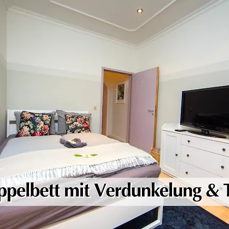 Διαμέρισμα 12 Fewos Im Jugendstilhaus Mit Aufzug, Terrasse, Kingsize-bett, Smart-tv, Etc