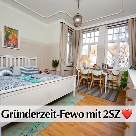 12 Fewos Im Jugendstilhaus Mit Aufzug, Grosser Terrasse, Kingsize-betten, 250mbts Wlan, 55 Zoll Smart-tv - Nur Ein Kurzer Spaziergang Durch Den Park Venedig Zur Kraemerbruecke - Kostenlose Parkplaetze In Den Umliegenden Strassen - Gaststaette Im Haus Lejlighed Erfurt