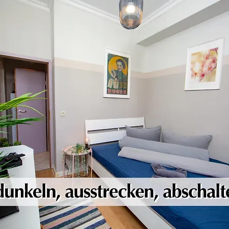 12 Fewos Im Jugendstilhaus Mit Aufzug, Grosser Terrasse, Kingsize-betten, 250mbts Wlan, 55 Zoll Smart-tv - Nur Ein Kurzer Spaziergang Durch Den Park Venedig Zur Kraemerbruecke - Gaststaette Im Haus * Ερφούρτη