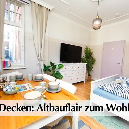 12 Fewos Im Jugendstilhaus Mit Aufzug, Grosser Terrasse, Kingsize-betten, 250mbts Wlan, 55 Zoll Smart-tv - Nur Ein Kurzer Spaziergang Durch Den Park Venedig Zur Kraemerbruecke - Gaststaette Im Haus