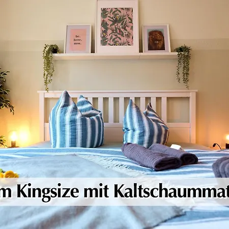 Daire 12 Fewos Im Jugendstilhaus Mit Aufzug, Terrasse, Kingsize-bett, Smart-tv, Etc
