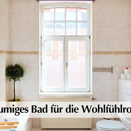 12 Fewos Im Jugendstilhaus Mit Aufzug, Grosser Terrasse, Kingsize-betten, 250mbts Wlan, 55 Zoll Smart-tv - Nur Ein Kurzer Spaziergang Durch Den Park Venedig Zur Kraemerbruecke - Gaststaette Im Haus