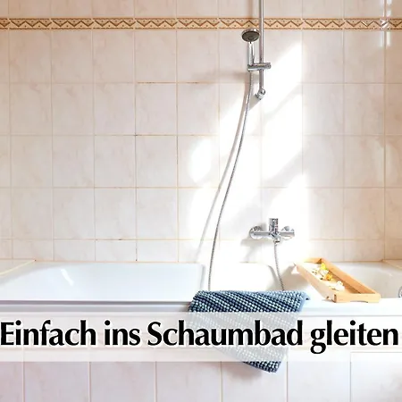 Διαμέρισμα 12 Fewos Im Jugendstilhaus Mit Aufzug, Grosser Terrasse, Kingsize-betten, 250mbts Wlan, 55 Zoll Smart-tv - Nur Ein Kurzer Spaziergang Durch Den Park Venedig Zur Kraemerbruecke - Gaststaette Im Haus