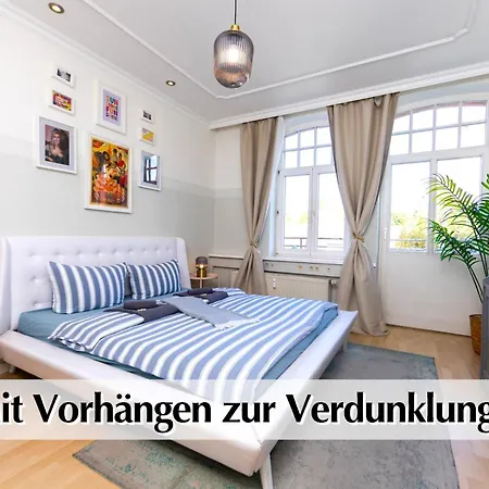 12 Fewos Im Jugendstilhaus Mit Aufzug, Grosser Terrasse, Kingsize-betten, 250mbts Wlan, 55 Zoll Smart-tv - Nur Ein Kurzer Spaziergang Durch Den Park Venedig Zur Kraemerbruecke - Gaststaette Im Haus Appartement