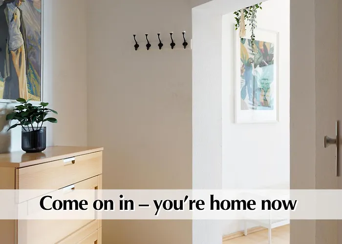 Apartment 12 Fewos Im Jugendstilhaus Mit Aufzug, Terrasse, Kingsize-bett, Smart-tv, Etc *